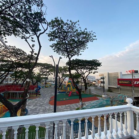 White House Apartment Guayaquil Exterior photo