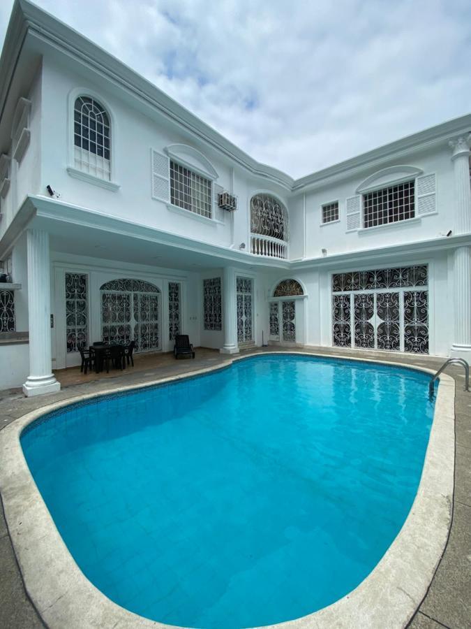 White House Apartment Guayaquil Exterior photo